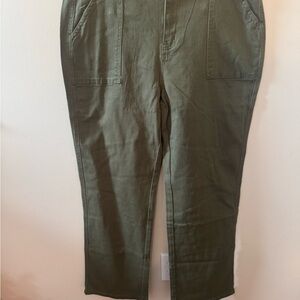 SHEIN Olive Green Flare & Wide Leg Jeans. #A0023